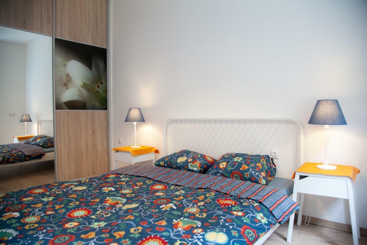 Downtown Pedestrian Zone Apartment Братислава Экстерьер фото